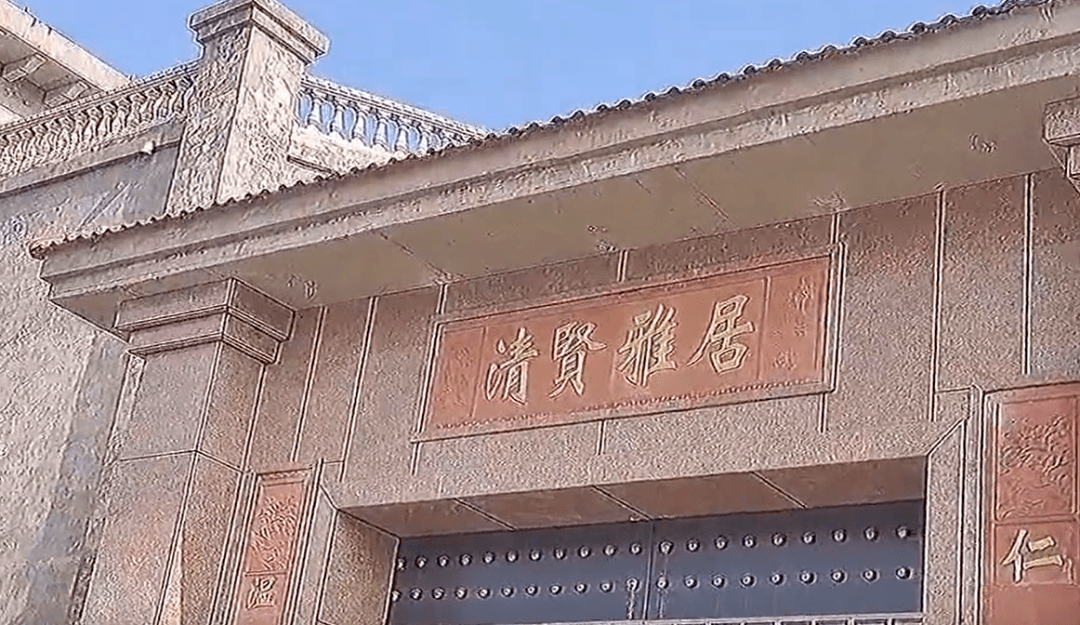 风水门古代建筑_古代建筑门朝哪边_古代住宅大门